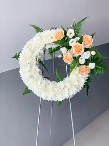 Circular-Condolence-Wreath-White-flowers Circular-Condolence-Wreath-White-flowers